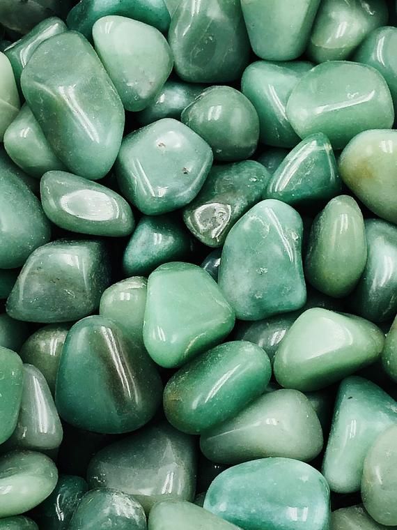 Green Aventurine Crystal Meaning, Chakra, And Healing Properties | Sarah  Scoop